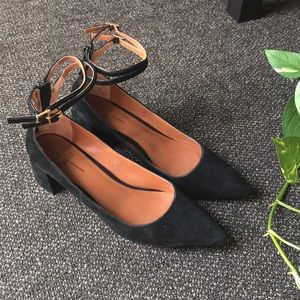 Linea Paolo  'Noel' Pointy Toe Ankle Strap Pump